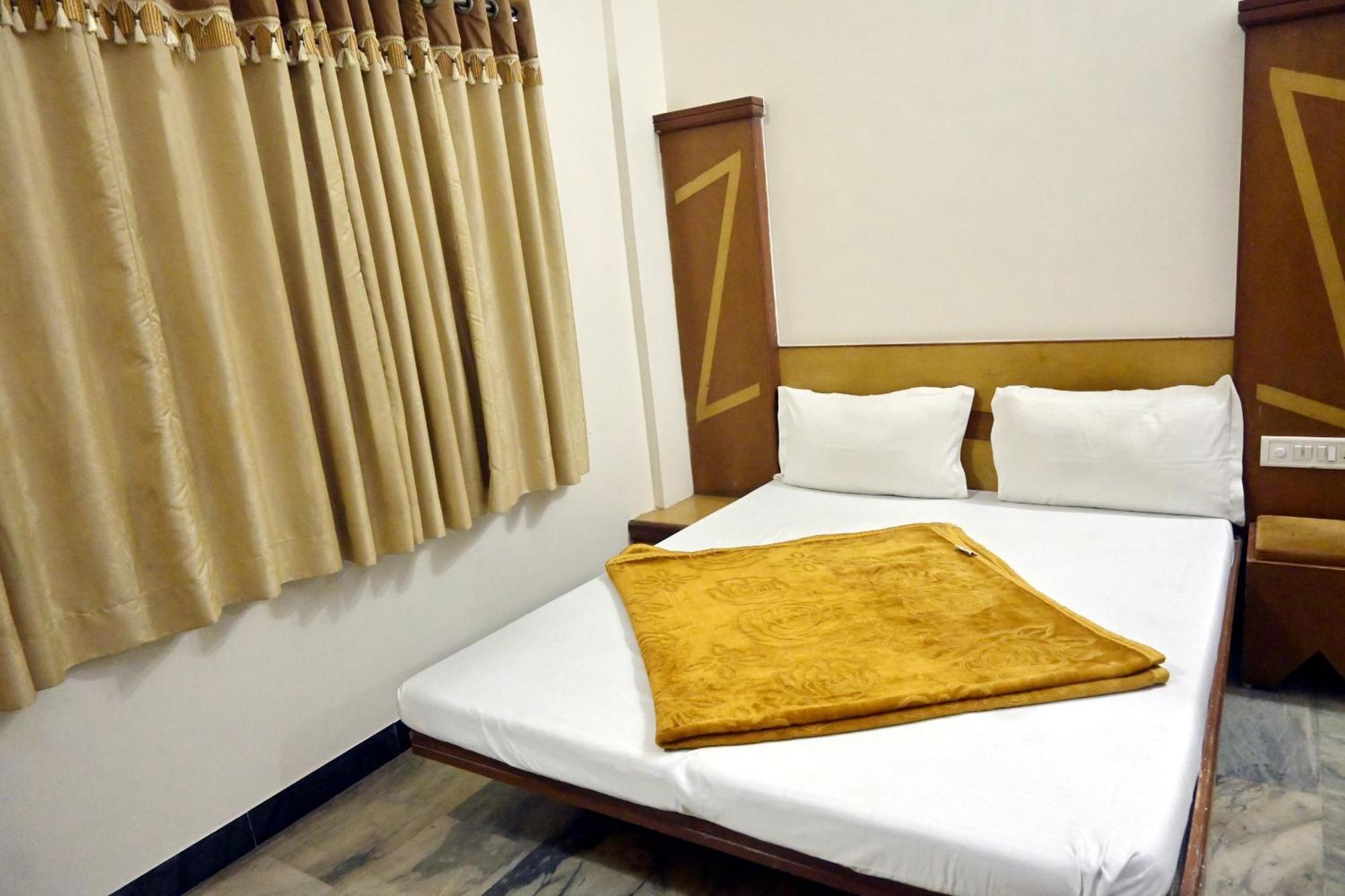 Hotel Roshan Palace Ambaji Eksteriør bilde